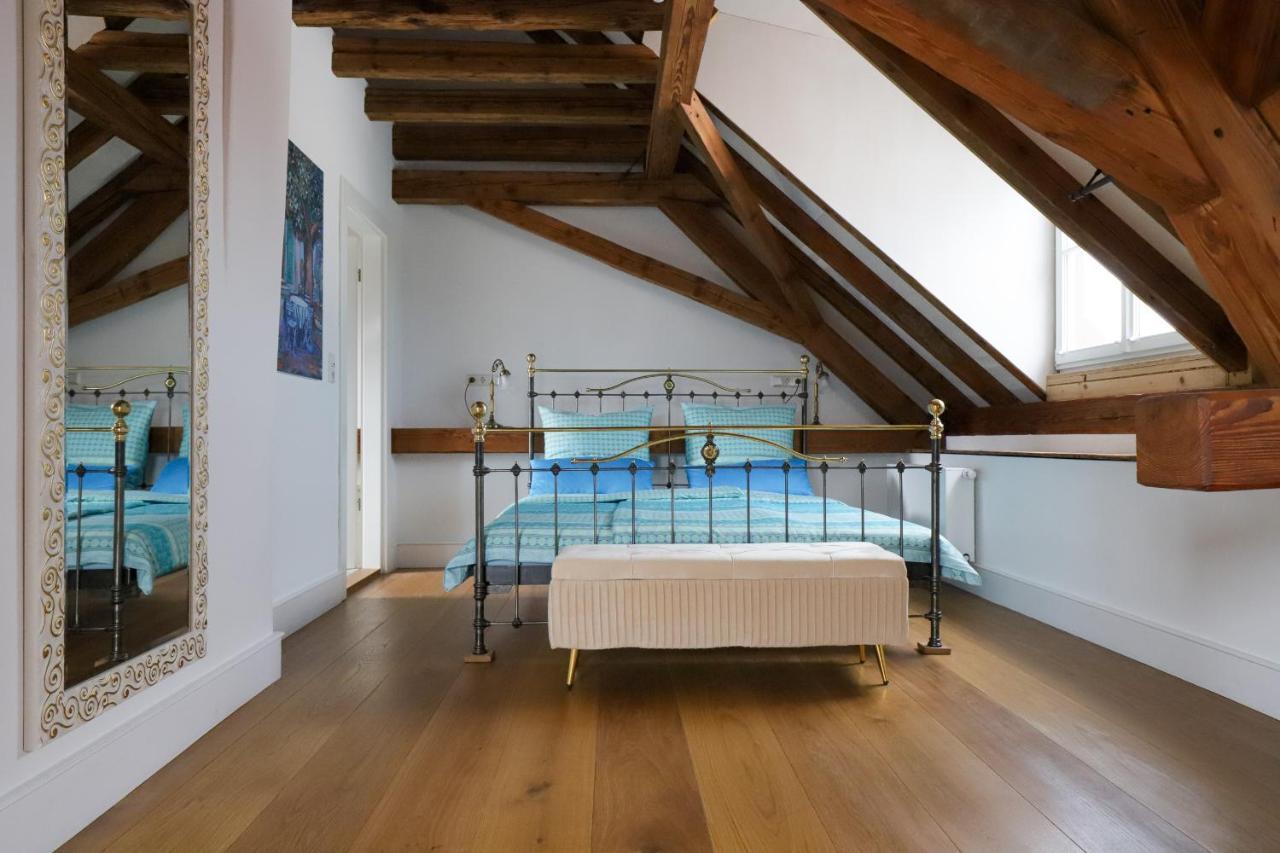 Boutique-Hotel Im Sternenhof Grosskarlbach Eksteriør bilde