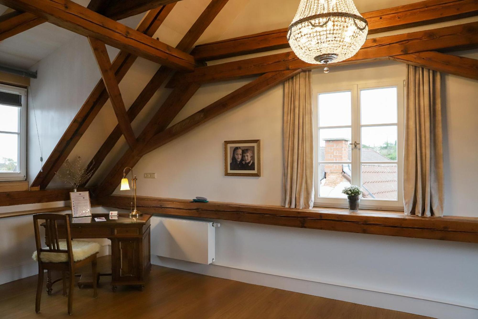 Boutique-Hotel Im Sternenhof Grosskarlbach Eksteriør bilde